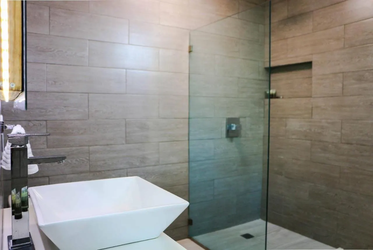 Avila Guesthouse San Juan Guest house